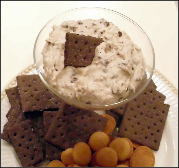 Cappuccino Cannoli Dip with Cookies