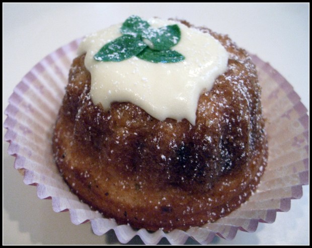 Saffron Orange Cupcake I